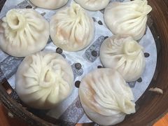-莱莱小笼·乔艾