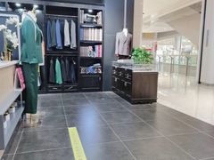 -易改衣 衣服精改 奢品护理