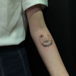 -木子·纹身店TATTOO穿孔·洗纹身