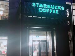 门面-星巴克(南宁民歌湖店)