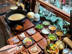 -银米·云南传统过桥米线(双廊黑金冠店)