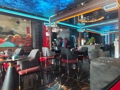 -屋有岛沉浸游戏旗舰店(中山公园店)