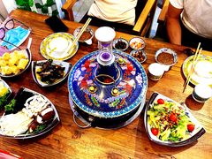 -毛辣果·贵州红酸汤牛肉火锅(西单店)