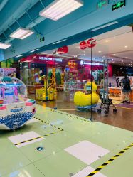 -莫莉幻想儿童乐园(青岛金茂湾店)