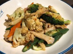 -美奈小馆·越南料理(中航城君尚购物中心店)