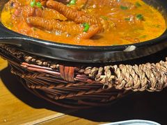 -忆江南·金鹏船宴