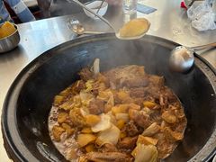 -粘豆包柴火铁锅炖
