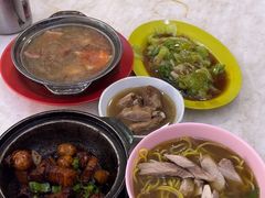 -新记肉骨茶