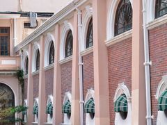 -香港大学