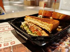 -The Habit Burger Grill 哈比特汉堡(复兴soho店)