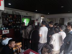 -虹兴砂锅店