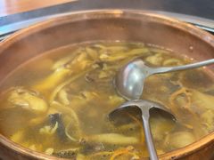 -阿山卓·野生菌火锅·纳西火塘烤肉