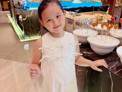 -广州万富希尔顿酒店·感趣自助餐厅·金秋蟹宴生蚝海鲜刺身