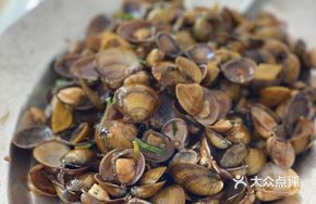 Basil Stir-fried Yellow Sand Clams
