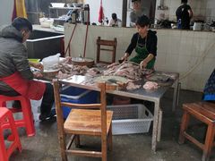 大堂-章记正宗南岗鱼蛋火锅