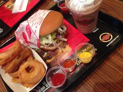 iphone_upload_pic-FATBURGER 特富客汉堡(外交公寓店)