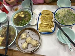 金牌牛肉锅贴-老新隆牛肉锅贴(新街口店)