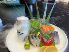 -鼎泰亨·海鲜牛肉餐厅(滨江店)
