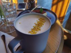 桂花红茶拿铁-莫催咖啡