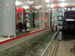 -朱师傅眼镜·蔡司·依视路·尼康(市先进店)