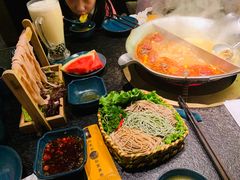 -湊湊火锅·茶憩(打浦桥日月光店)