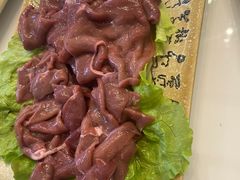 -周老三跷脚牛肉·全牛火锅(非遗传承店)