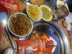 -山河屯铁锅炖(绥望路店)