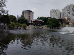 -梁园