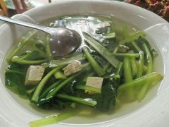 -泸沽肴(泸沽湖大洛水村农村信用社旁店)