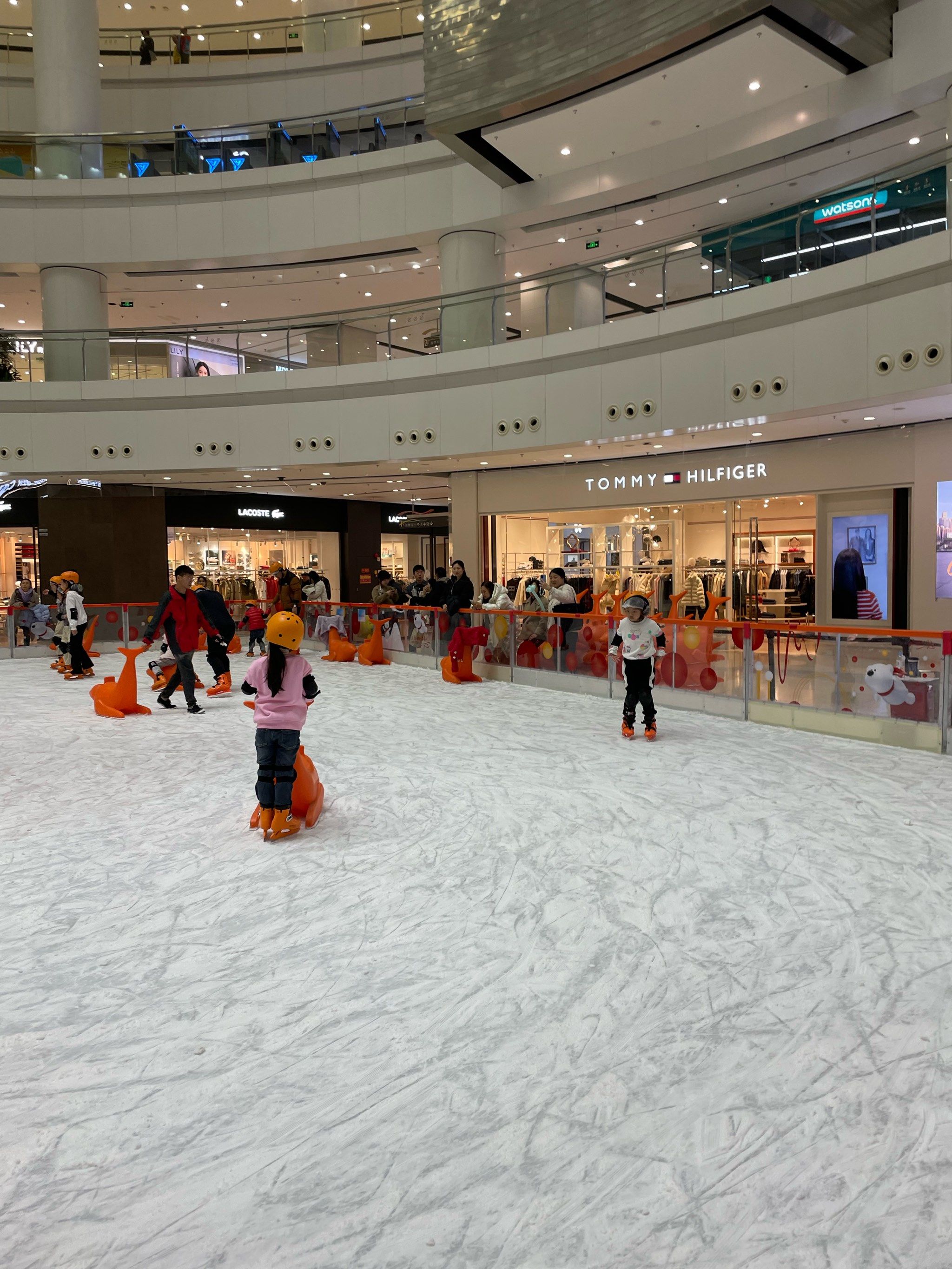 室内溜冰新体验✨