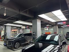 -哈贝卡汽车服务连锁(硕士路店)