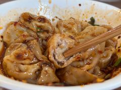 -继红顺河抄手名小吃