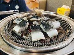 -围炉肉舍•炭烤活鳗•丹东海鲜烤肉(步行街店)