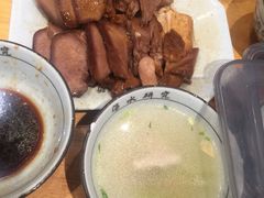 -狮头牌卤味研究所·卤味饭(花城汇南区店)
