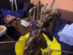 -烤肉小伙烤肉店