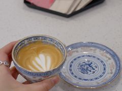 小拿铁-倦勤咖啡(中山南路店)
