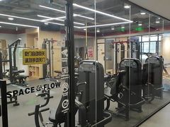 -VLines耀能运动Space&Flow(国贸店)