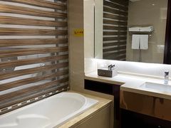 -兴芮温泉度假区