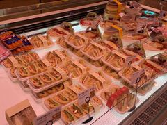 -巴黎贝甜(大宁国际商业广场店)