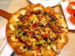 意式牛油果大虾比萨-必胜客(龙湾万达店)