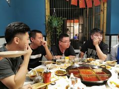 -岗上渣渣老火锅(两路口店)