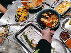 -马路牙子烧烤音乐酒馆(望京店)