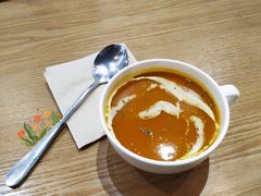 南瓜汤-HELLO 27 意面·沙拉·帕尼尼