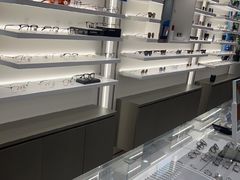 -镜客眼镜(浦江欢乐颂店)