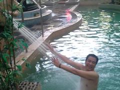 -仁爱团泊湖温泉中心