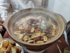 -威邵鸡煲(西华路总店)