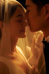 -雪中彩影婚纱摄影·微光艺术中心