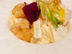 -穹六人间 people 6(岳阳路店)