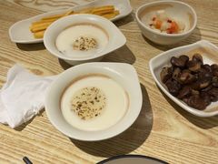 -叁煨蹄花·下饭盐帮菜(人民广场店)