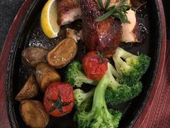 -WOLFGANG PUCK KITCHEN & BAR(迪士尼小镇店)